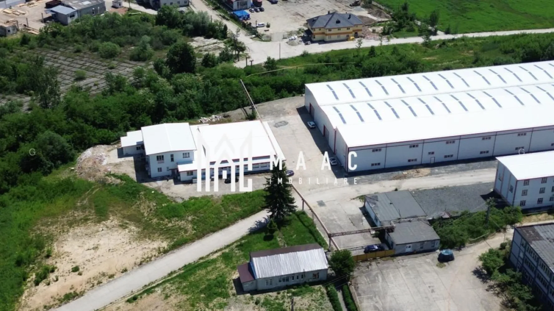 Clădire birouri/ cazare I 8 camere I 7 băi I Renovat I Mârșa