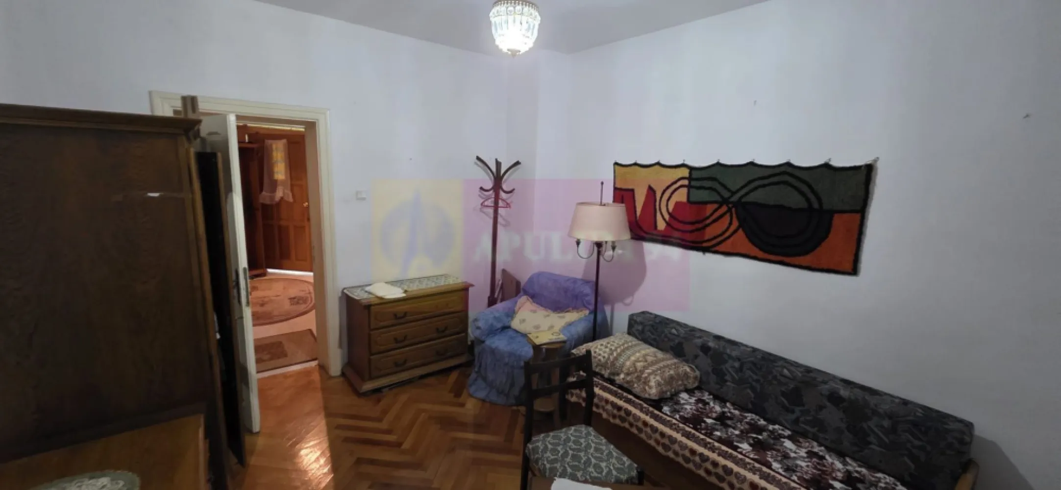 Vila de vanzare cu 6 camere si teren de 5116 mp in Cornu, Prahova