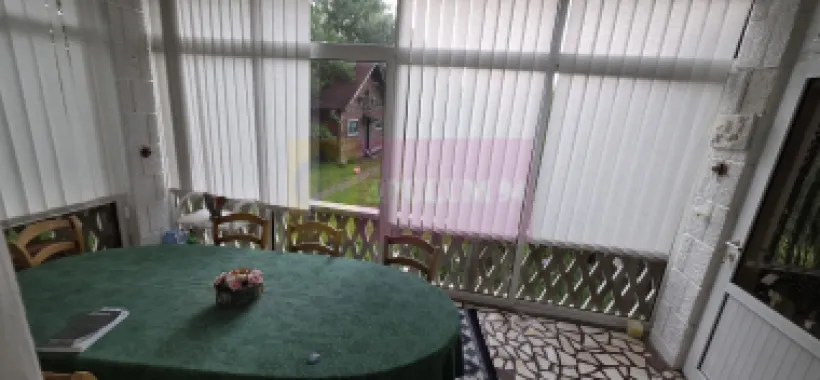 Vila de vanzare cu 6 camere si teren de 5116 mp in Cornu, Prahova