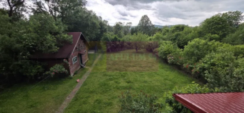 Vila de vanzare cu 6 camere si teren de 5116 mp in Cornu, Prahova