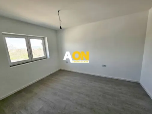 Duplex cu predare la cheie, 4 camere, piscina, 228 mp teren, Cetate