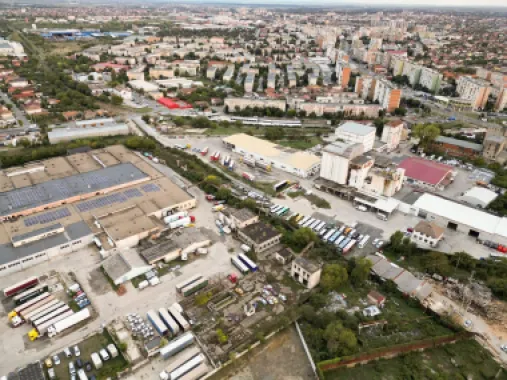 Oportunitate! Clădiri industriale cu teren 6820mp pe strada Poetului, Arad