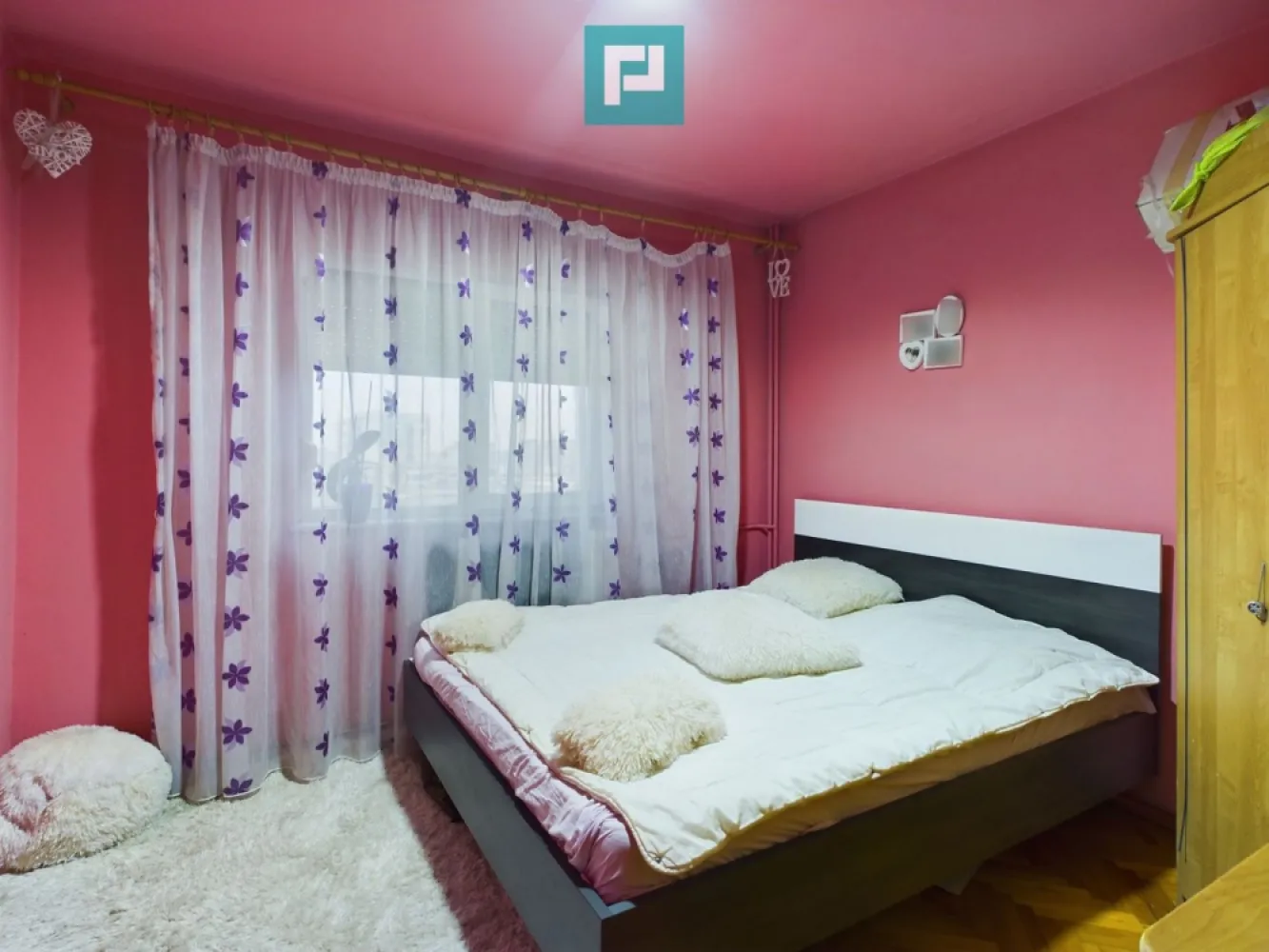 Apartament panoramic cu 4 camere zona 300