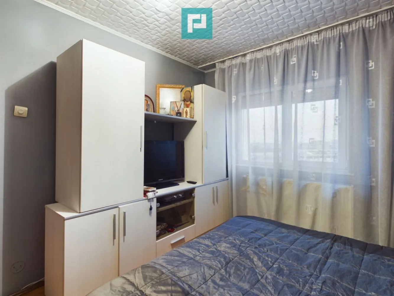 Apartament panoramic cu 4 camere zona 300