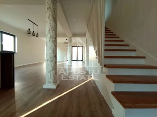 Duplex cu 4 camere, 140 m², in Mosnita Noua