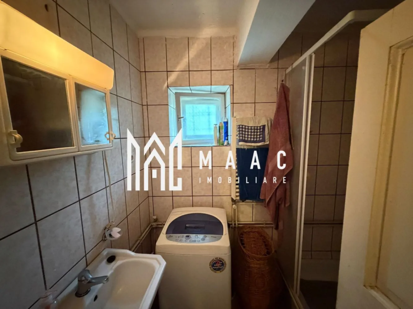 Casa 3 camere | 2 bai | anexe | Zona Rasinari 100 MP utili|