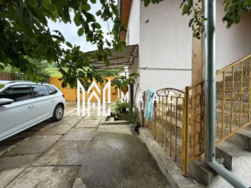 Casa 3 camere | 2 bai | anexe | Zona Rasinari 100 MP utili|
