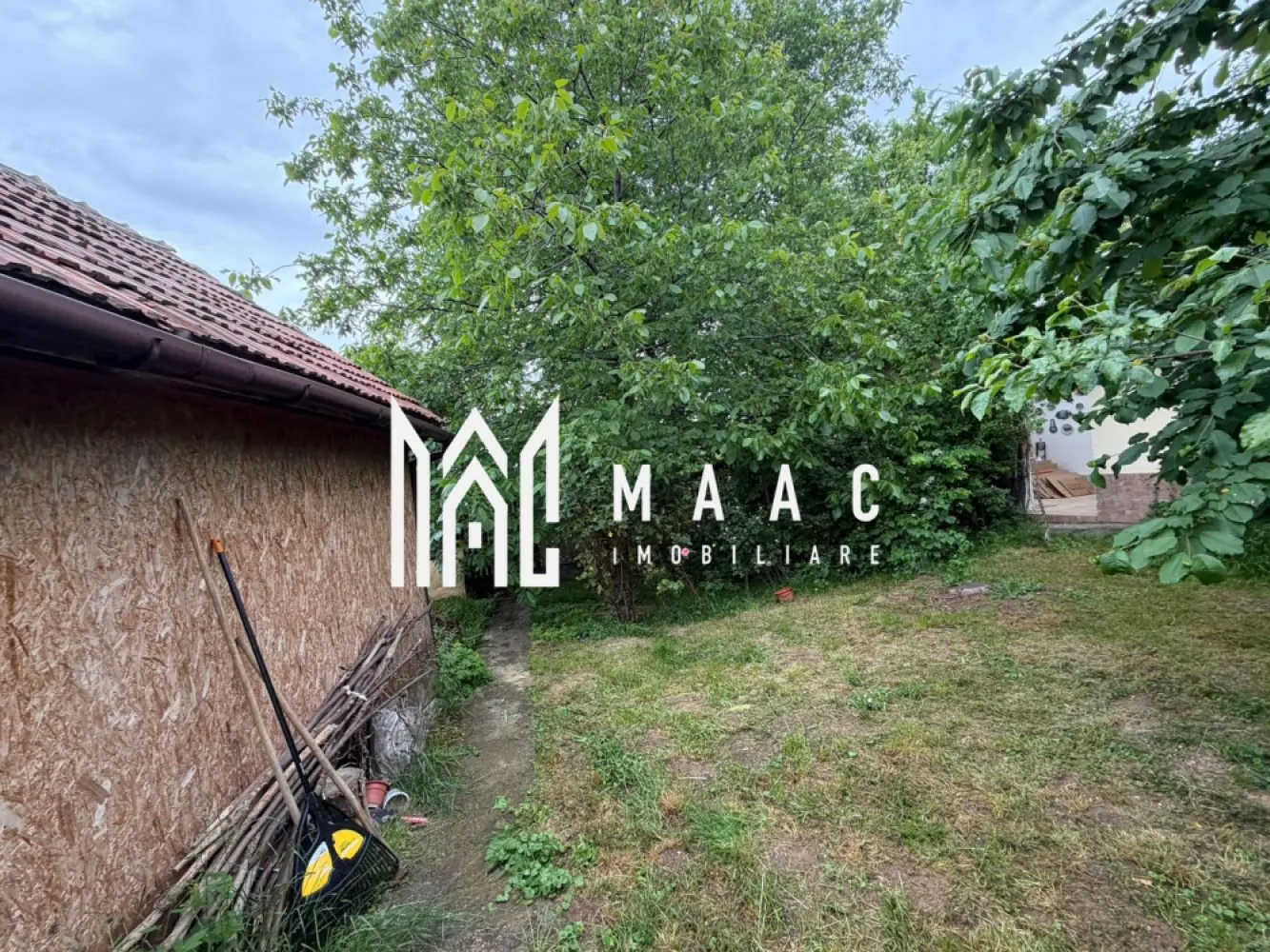 Casa 3 camere | 2 bai | anexe | Zona Rasinari 100 MP utili|