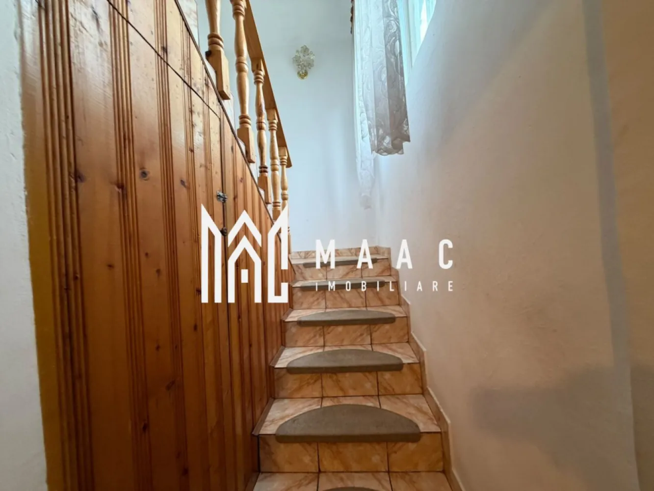 Casa 3 camere | 2 bai | anexe | Zona Rasinari 100 MP utili|