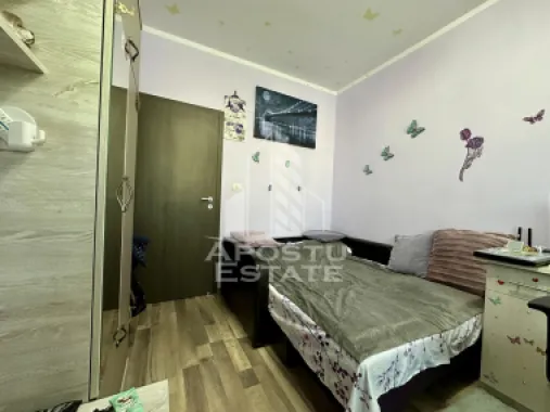 Apartament cu 3 camere mobilat si utilat la parter in Giroc la asfalt.