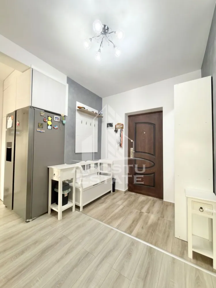 Apartament cu 3 camere decomandat, complet mobilat la parter in Giroc.