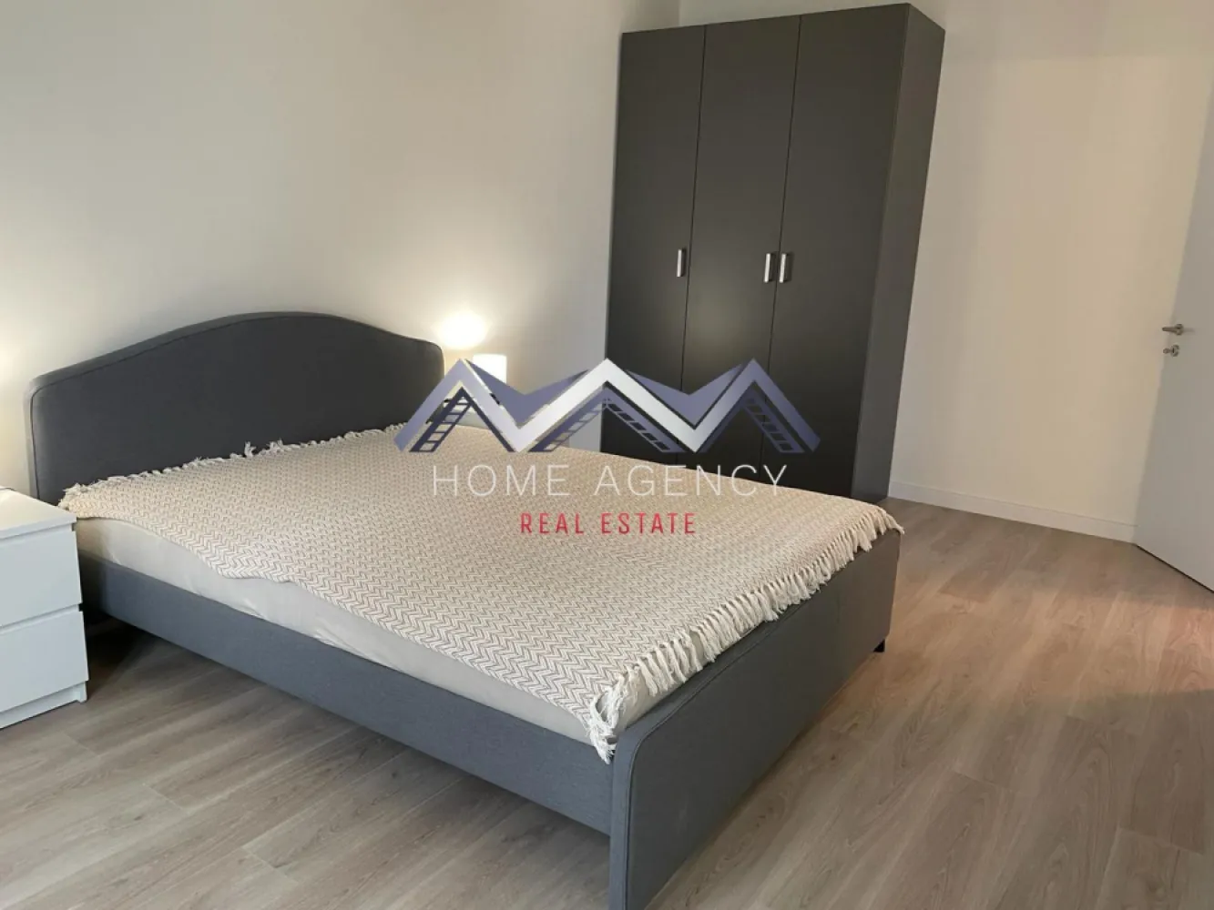 Apartament 2 camere - Et 1 - Lift - Parcare subterana - Otopeni central