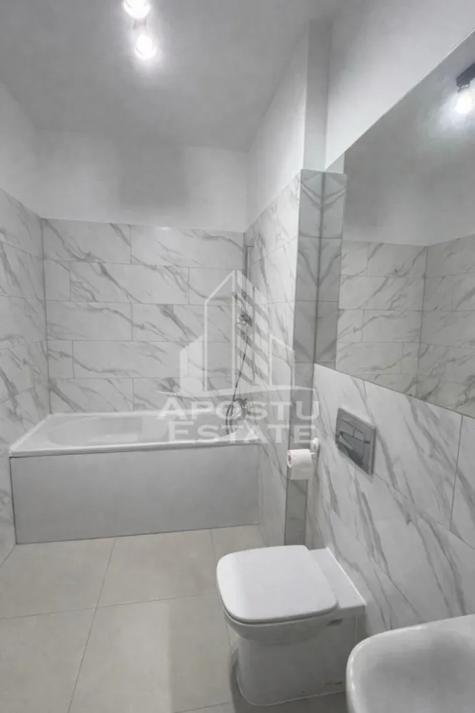 Apartament 3 camere de vanzare, 63 mp utili, Ared Afi