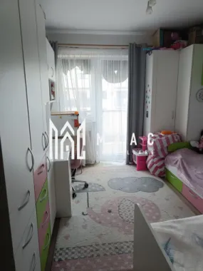 Apartament 3 camere | 60 mp | Decomandat | Calea surii mici