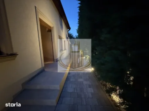 Duplex complet renovat | 154 mp | Panouri fotovoltaice | Dumbravita