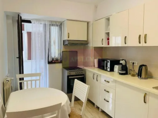 Apartament elegant renovat 3 camere , Sos. Nicolae Titulescu