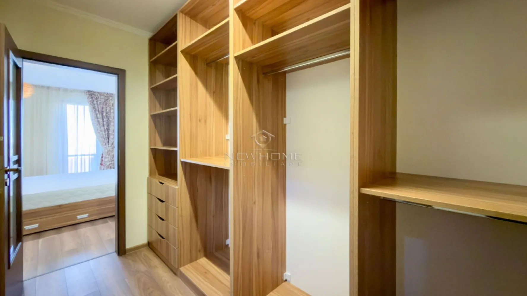 Apartament 3 camere cu view deosebit zona Iulius Mall