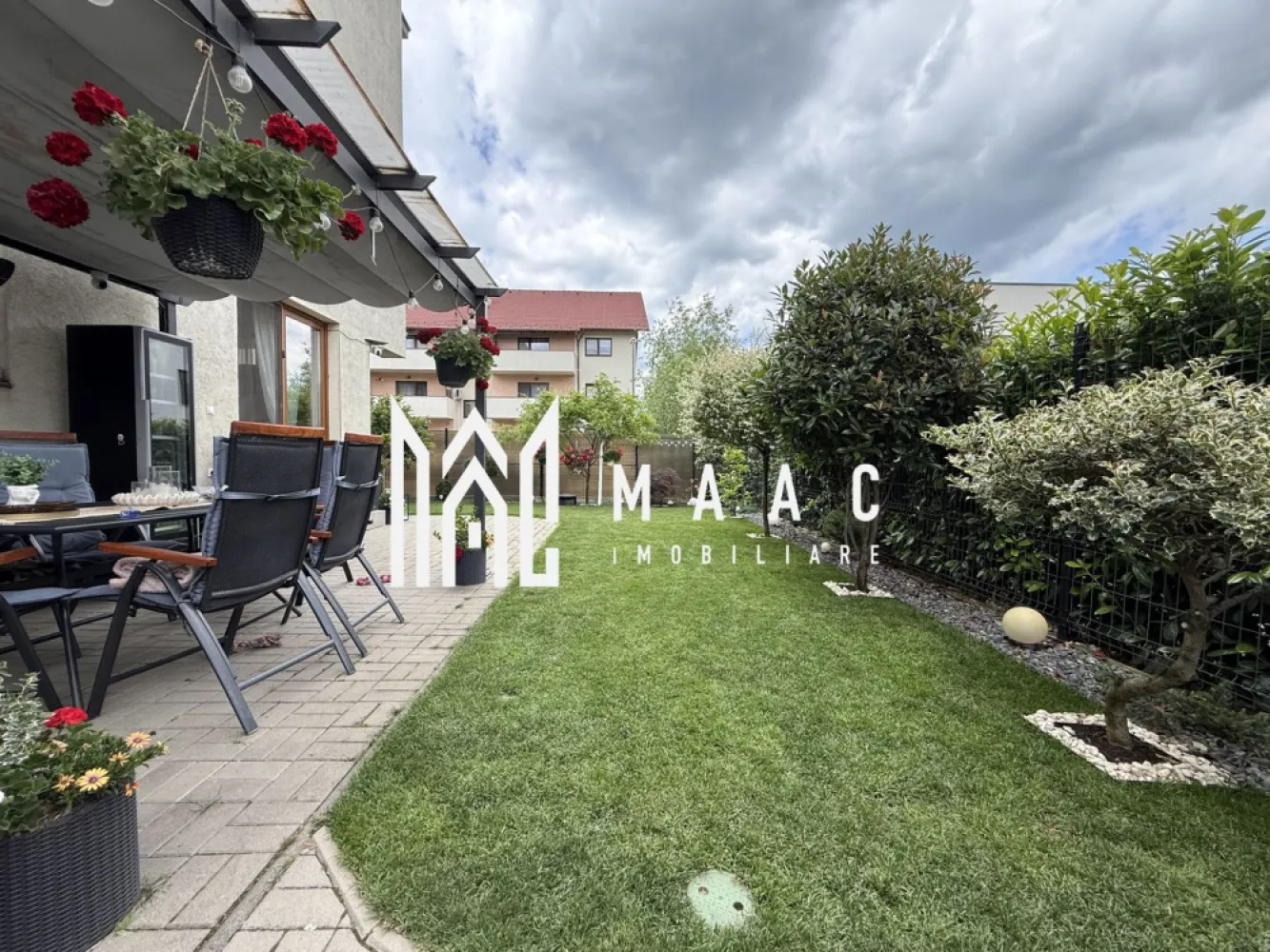 Apartament 3 camere | Gradina 159 MP | 2 Parcari | Selimbar