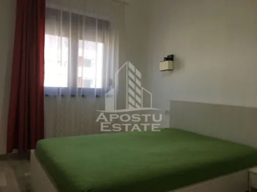 Apartament cu 3 camere, de inchiriat , Dumbravita