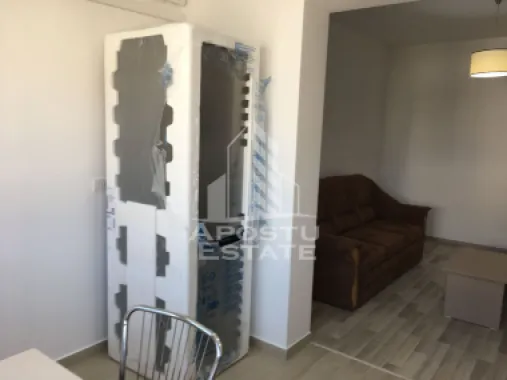 Apartament cu 3 camere, de inchiriat , Dumbravita