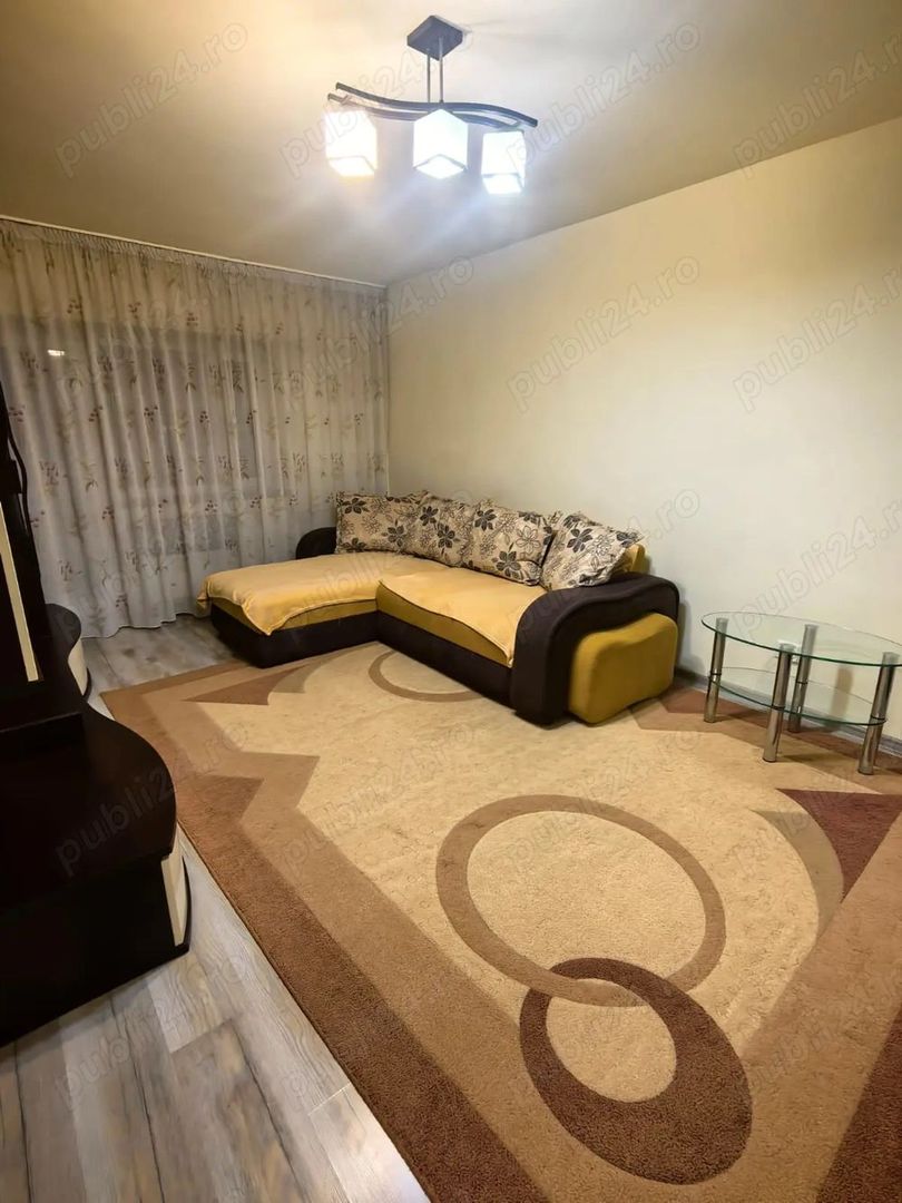 De inchiriat apartament cu 2 camere zona Gării, Universitate, 380 E
