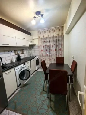 De inchiriat apartament cu 2 camere zona Gării, Universitate, 380 E