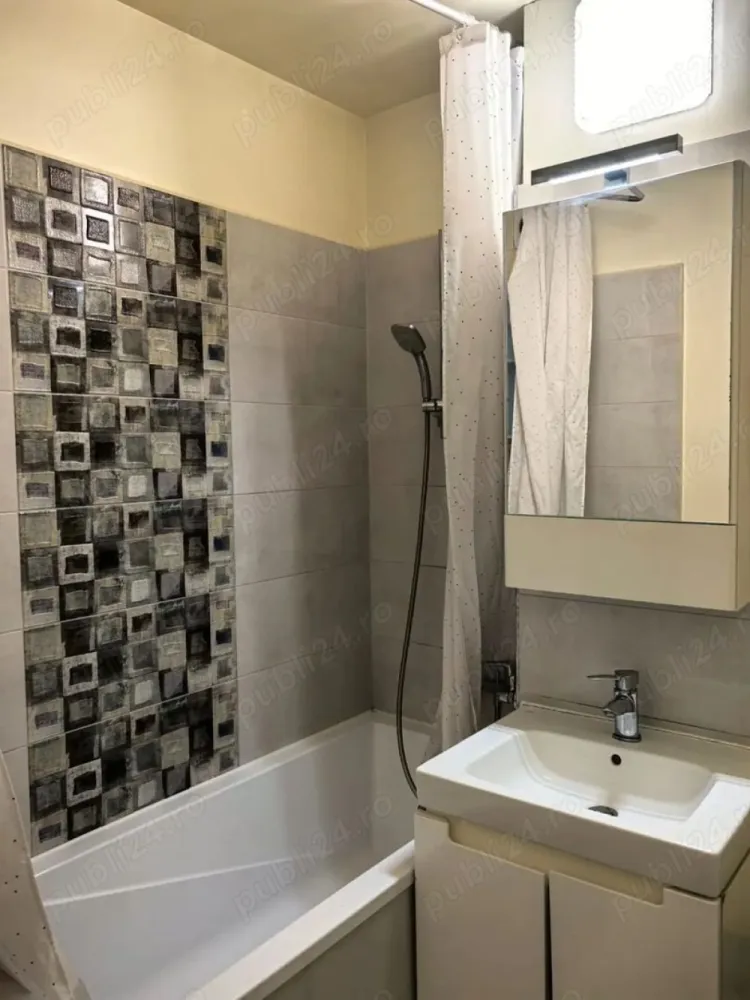 De inchiriat apartament cu 2 camere zona Gării, Universitate, 380 E