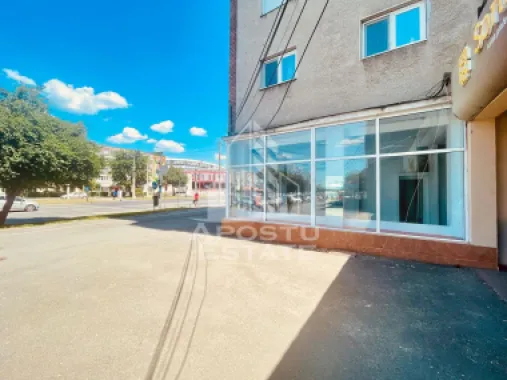 Spatiu Comercial - Zona UTA