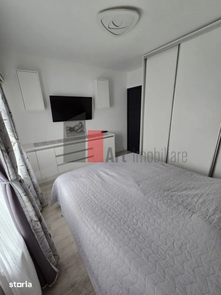 Vindem apartament cu 3 camere, Crângasi