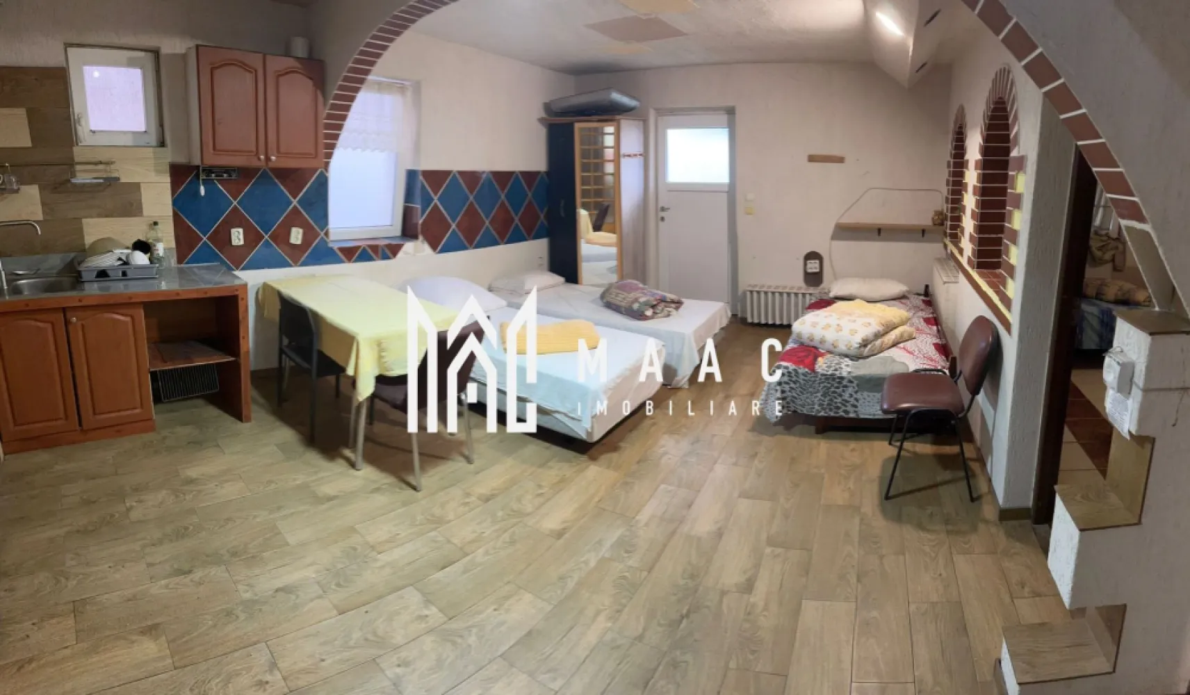 Casa cu 4 apartamente | 9 camere | Curte si Gradina