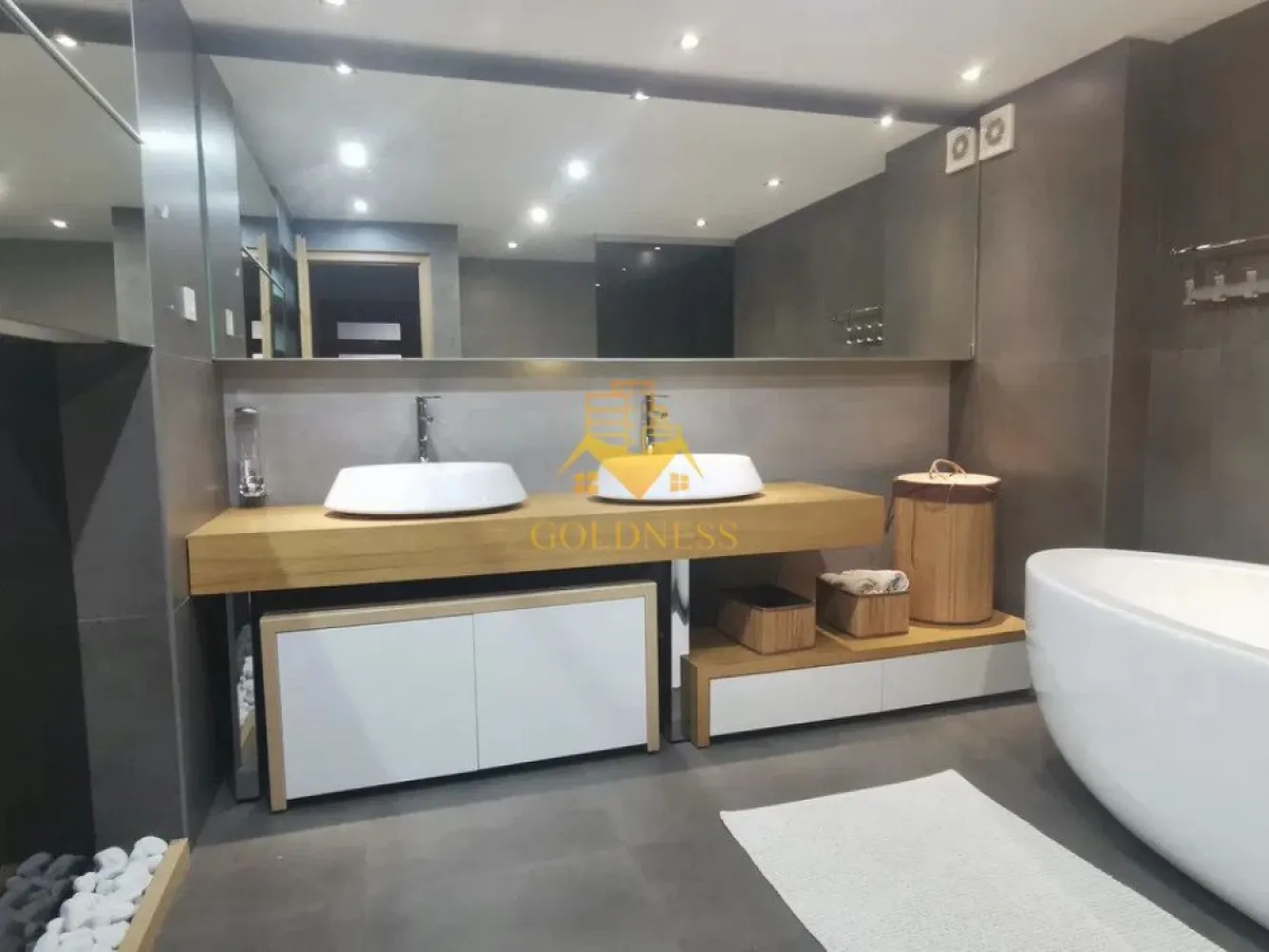 Penthouse, 3 camere, modern, parcare Manastur zona Campului, Mehedinti