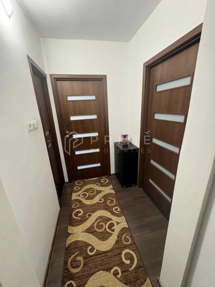 Apartament cu 3 camere, decomandat – Zona Fortuna