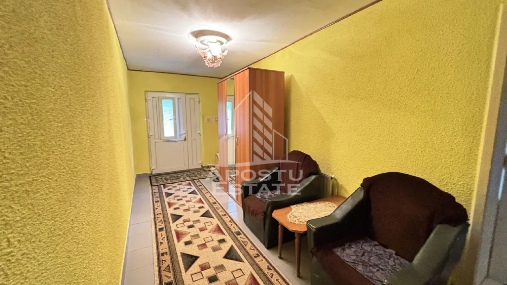 Casa spatioasa, teren 1348 mp, Giarmata