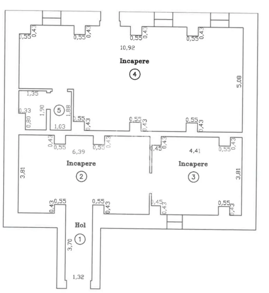 SAD cu 3 camere + spatiu comercial la demisol,