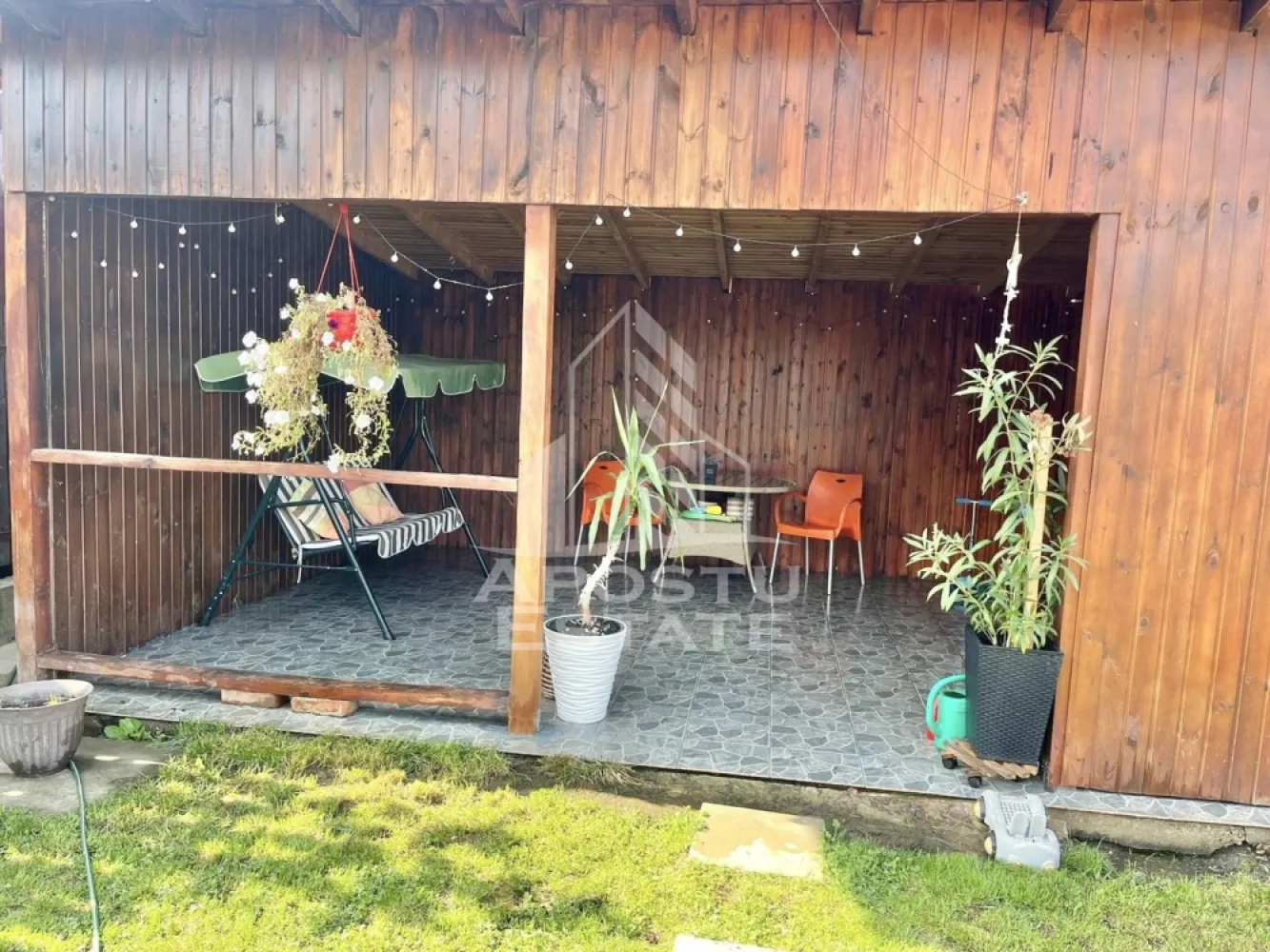 Duplex cu 4 camere si 2 bai complet mobilat si utilat in Giroc.