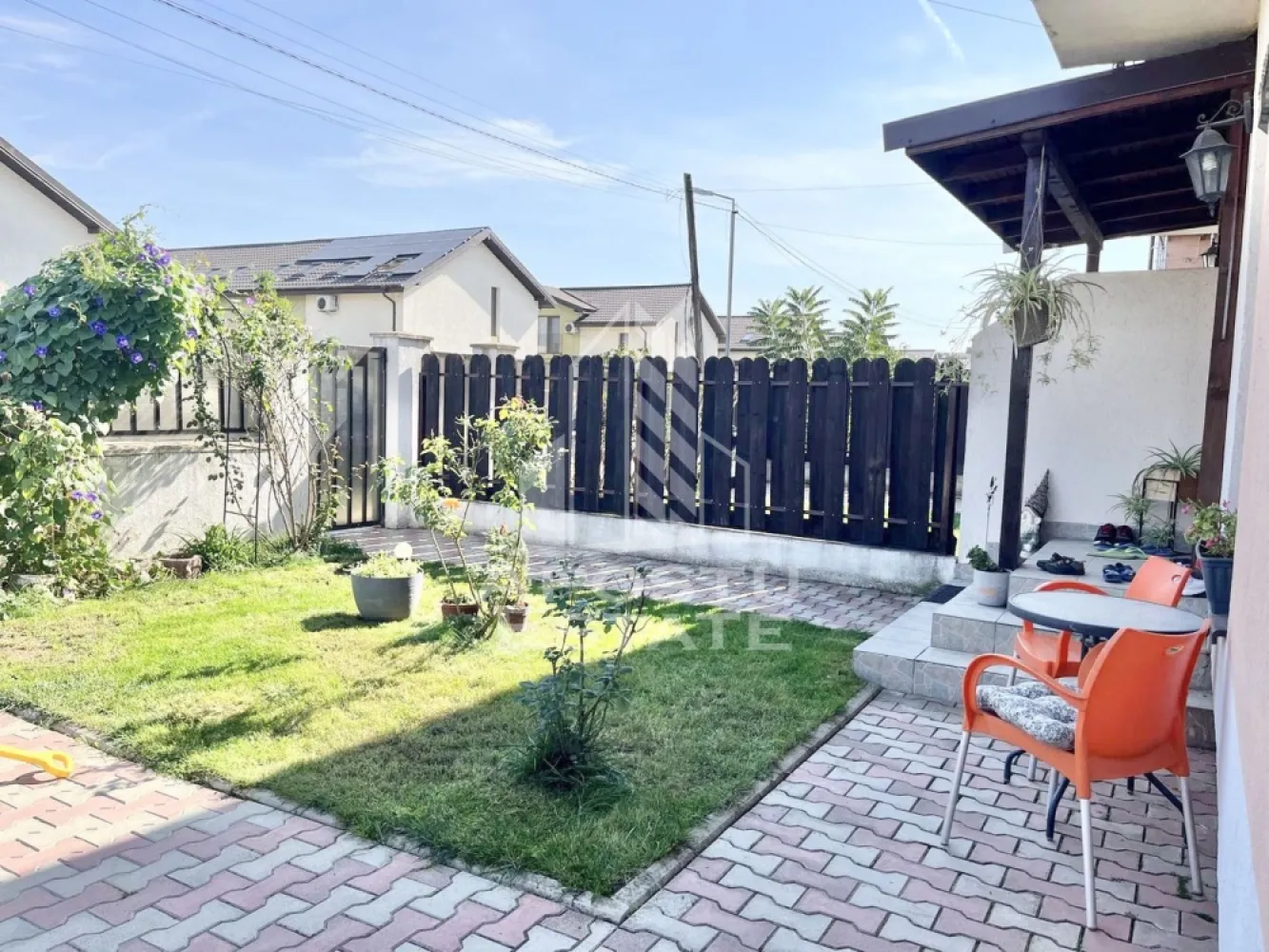 Duplex cu 4 camere si 2 bai complet mobilat si utilat in Giroc.