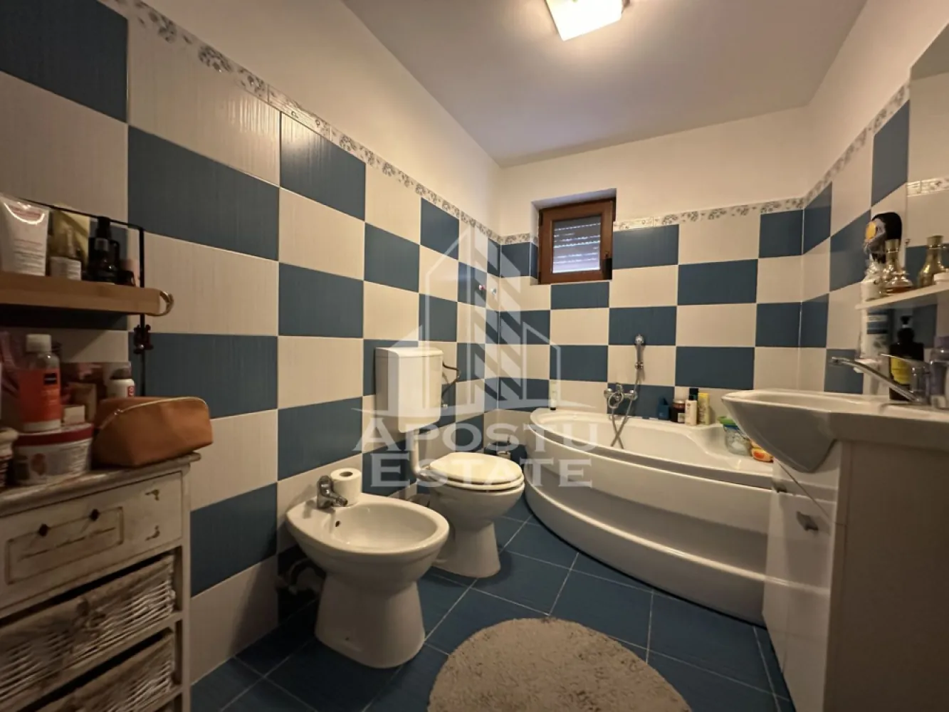 Duplex cu 4 camere si 2 bai complet mobilat si utilat in Giroc.