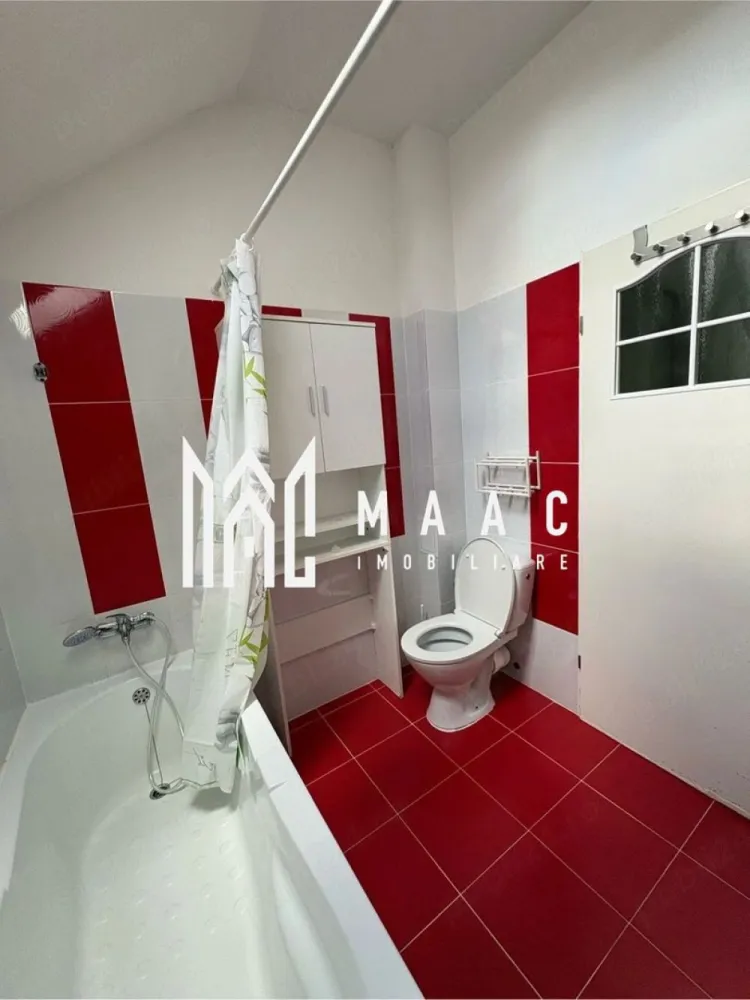 Apartament 2 camere | 54 mp | Alma Turnisor - MAAC Imobiliare vă propune spre inchiriere un apartament cu 2 camere, complet decomandat, situat la mansarda înaltă a unui imobil construit din proiect cu acest nivel, fără compromisuri privind spațiul util.

Locuința dispune de o suprafață utilă de 54 mp, calculată exclusiv pentru spațiul interior locuibil, fără balcoane sau alte dependințe incluse artificial în suprafață.

Compartimentarea este eficientă și funcțională, accesul realizându-se dintr-un hol generos către toate încăperile. Apartamentul beneficiază de bucătărie separată, două camere luminoase, baie și spații bine organizate.

Poziționarea la mansarda înaltă oferă un confort sporit, porțiunile teșite începând de la o înălțime considerabilă, astfel încât nu afectează suprafața utilă sau funcționalitatea încăperilor.

Un avantaj important îl reprezintă faptul că toate încăperile, inclusiv bucătăria și baia, beneficiază de lumină naturală și ventilație directă, prin intermediul ferestrelor.

Apartamentul se vinde mobilat și utilat, fiind dotat cu:

centrală termică proprie;
frigider;
aragaz;
cuptor cu microunde;
mașină de spălat rufe.

Pentru mai multe detalii și vizionări, precizati telefonic ca ati vazut anuntul cu ID: CP3129818