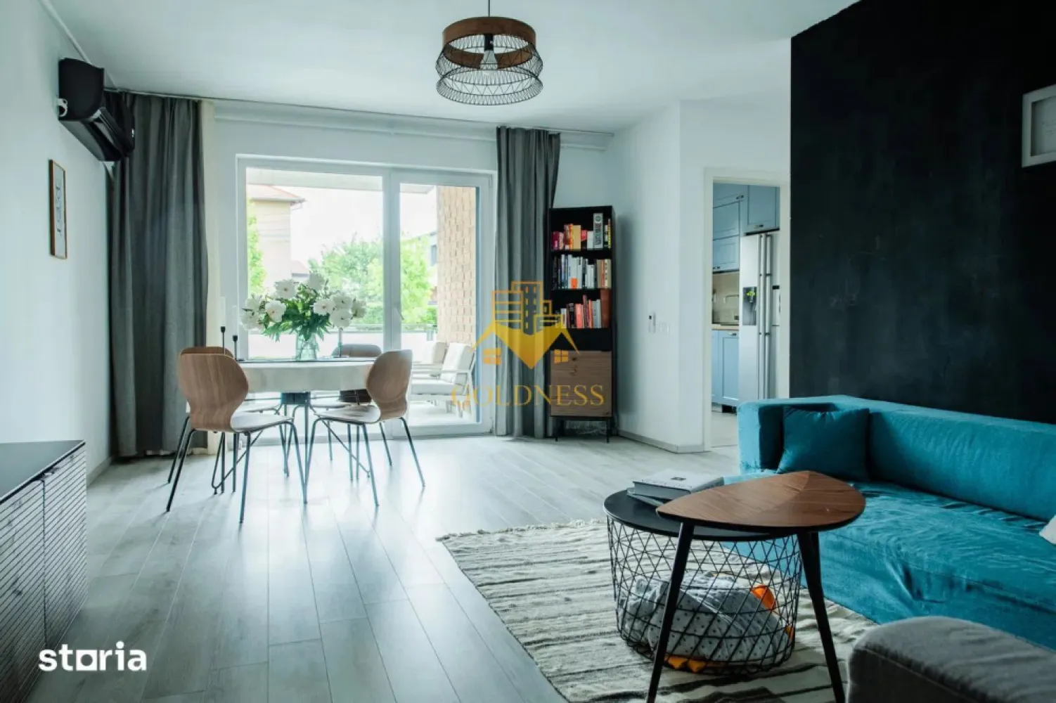 2 camere Openspace, Buna ziua,Grand Hill, Petfriendly,Lidl,Elf,Modern. - GOLDNESS Imobiliare vă propune spre închiriere un apartament cu 2 camere complet mobilat și utilat, la parterul unui imobil de 10 etaje, în Cartierul Buna ziua!
Parcare subterana inclusa!
Se află în apropierea stațiilor de transport în comun, magazine, restaurante, spații verzi, farmacii, etc. 

Apartamentul este compartimentat astfel:
 - dormitor cu pat matrimonial, dressing, noptiere
 - living cu bucatarie open space complet utilată și mobilată, canapea extensibilă, loc de servit masa 
 - baie cu cabina de dus, calorifer port prosop și dulap pentru depozitare.
 - terasa de 9 mp.

Puncte de interes (distanțe pe jos):

Lidl - 3 min
Panemar - 3 min
Bistro - 3 min
Teren fotbal - 1 min
Teren tenis - 3 min
EasyBox - 3 min
Piscină - 3 min
Sală Fitness - 4 min
SPA - 5 min
ATM BT - 4 min
Restaurante - 4 min
Băcănie - 3 min
Frizerie - 3 min
Stație Bus - 3 min
Pilates - 8 min
Moldovan Carmangerie - 8 min
Farmacie - 9 min
Regina Maria Laborator - 9 min
Mega Image - 12 min
Școala ELF - 13 min
18 GYM - 14 min
Grădinița ELF - 13 min
Home Garden - 15 min
Benzinărie - 20 min (3 min cu mașina)

Imobilul este dotat cu toate cele necesare- centrală proprie, frigider, aragaz, hotă, mașină de spălat haine, etc. 

Dacă sunteți interesați de acest apartament și doriți să îl vizionați, dar și pentru alte oferte nu ezitați să ne contactați telefonic sau prin e-mail. Vă stăm la dispoziție!
Pentru intermediere se percepe un comision de 50% din prețul chiriei!