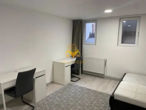 2 Camere decomandate, Demisol inalt, Parcare,Zona decebal,Traian,Horea