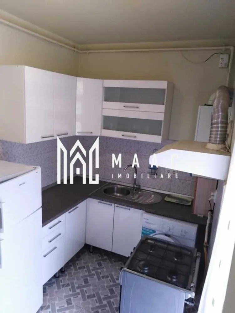 Garsonieră | Decomandata | Etaj 3 | Balcon | Turnișor - MAAC Imobiliare vă propune spre închiriere o garsonieră decomandată, situată în cartierul Turnișor, o zonă apreciată pentru accesul facil către Zona Industrială Vest și către centrul orașului.

Detalii proprietate:
Suprafață utilă: 32 mp
Balcon: 4 mp
Etaj: 3 din 4
Compartimentare: decomandată
Loc de parcare inclus
Disponibilă începând cu data de 15 iunie

Dotări și beneficii:
Centrală termică proprie pe gaz
Aer condiționat
Mașină de spălat rufe
Combină frigorifică
Aragaz cu cuptor
Balcon cu acces din cameră și bucătărie
Locație cu acces rapid către Zona Industrială Vest
Stație de autobuz la aproximativ 2 minute de mers pe jos
Acces facil către centrul orașului

Alte informații:
Contractul de închiriere se înregistrează la ANAF
Proprietatea se închiriază pentru o singură persoană

Pentru mai multe detalii sau pentru a programa o vizionare, va rugam specificati telefonic ID: CP3128556