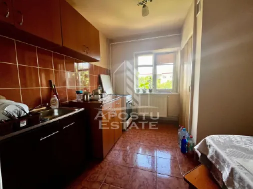 Apartament 3 camere de vanzare, zona Aradului, Timisoara
