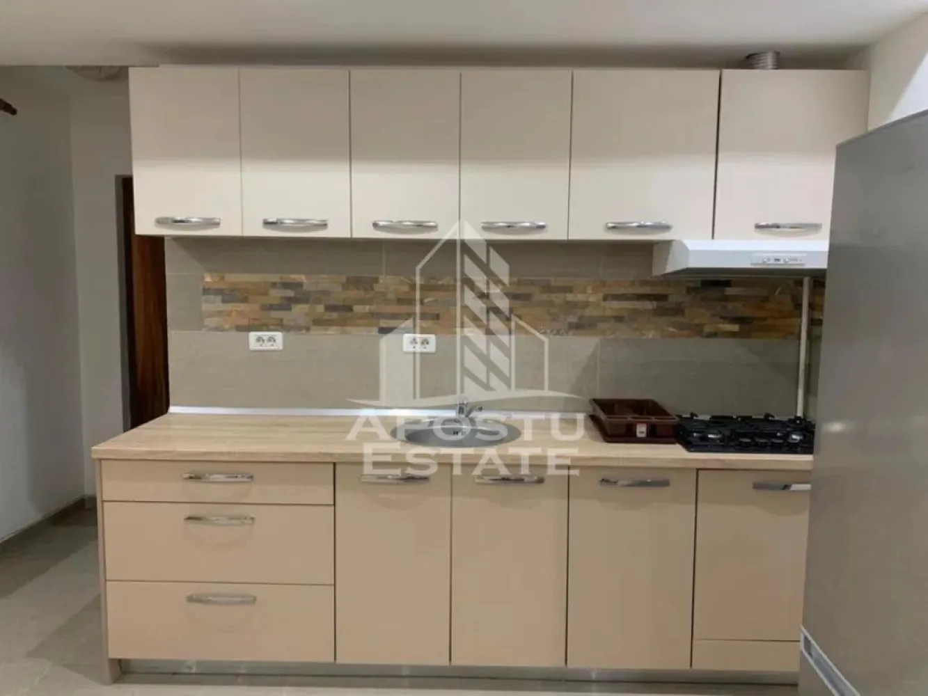 Apartament 2 camere la casa + terasa, Mehala