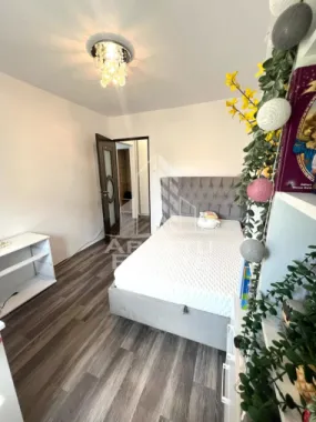Apartament cu 3 camere de inchiriat, centrala proprie, Dorobantilor