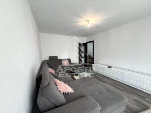 Apartament cu 3 camere de inchiriat, centrala proprie, Dorobantilor