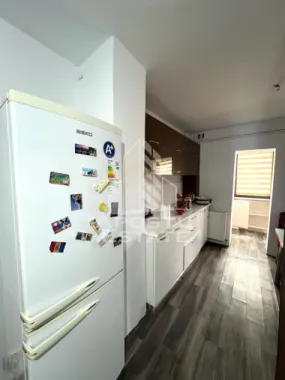 Apartament cu 3 camere de inchiriat, centrala proprie, Dorobantilor