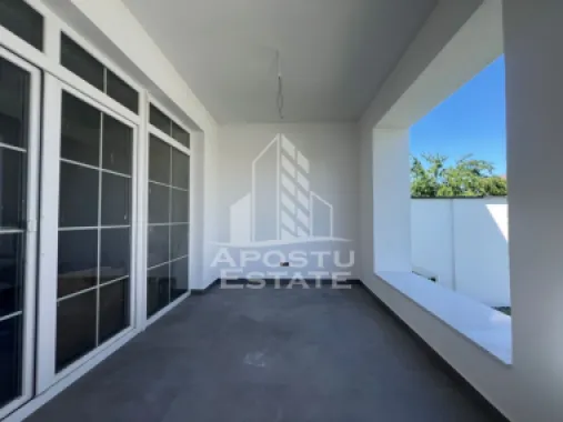 Duplex deosebit de vanzare in Sacalaz | 4 camere | 315 mp teren |