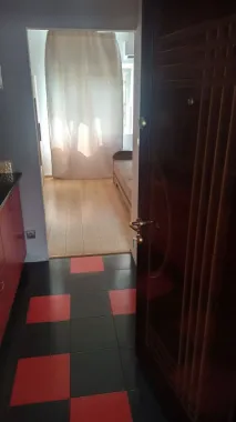 BRASADAS vinde garsoniera etaj 4/4 Micro 17 Somesului.