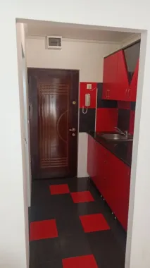 BRASADAS vinde garsoniera etaj 4/4 Micro 17 Somesului.