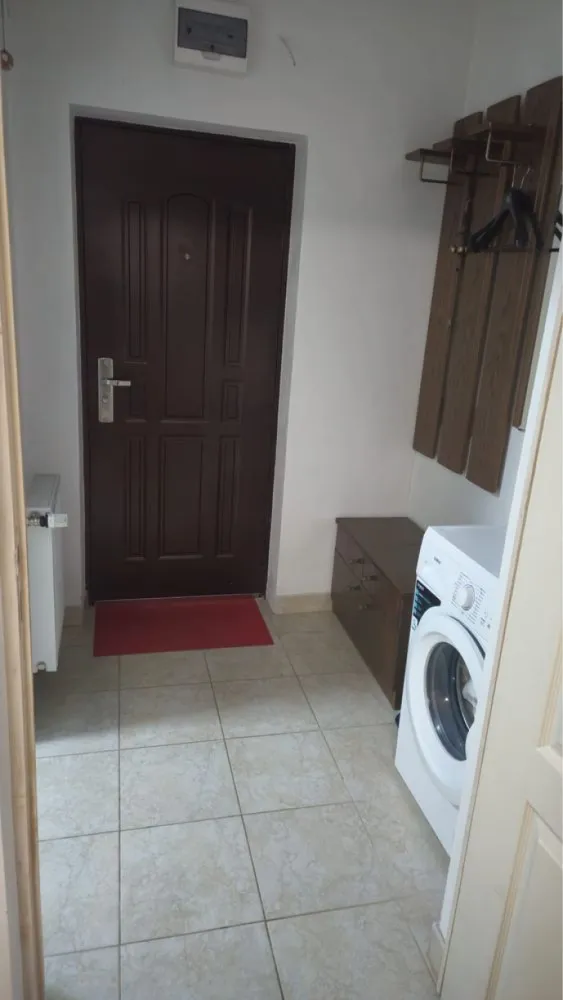 BRASADAS vinde garsoniera la PARTER in zona Burdea. - Agenția imobiliara BRASADAS vinde garsoniera complet utilata, situata lla PARTER in zona Burdea.
Www.brasadas.com.